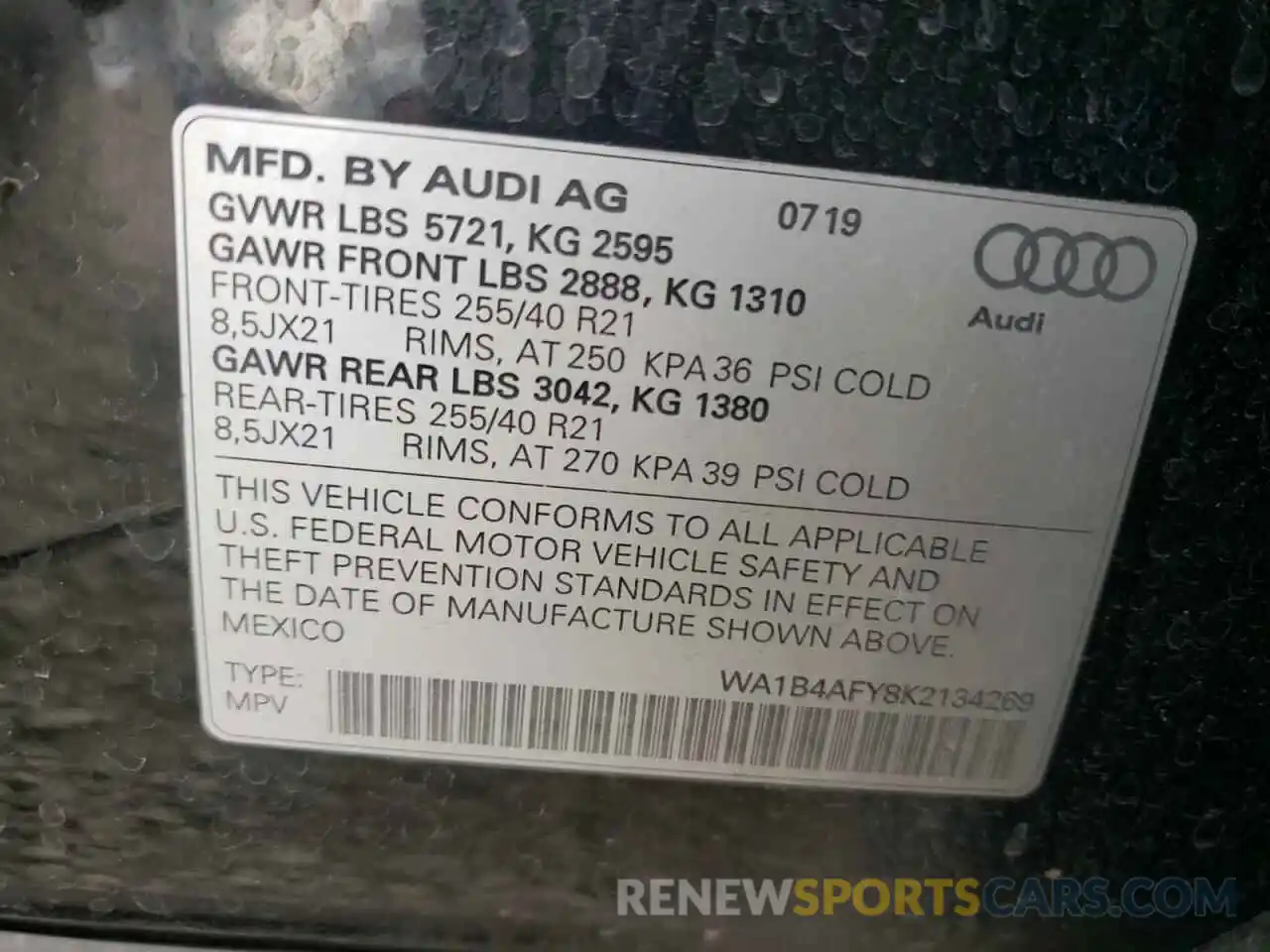 10 Photograph of a damaged car WA1B4AFY8K2134269 AUDI SQ5 2019