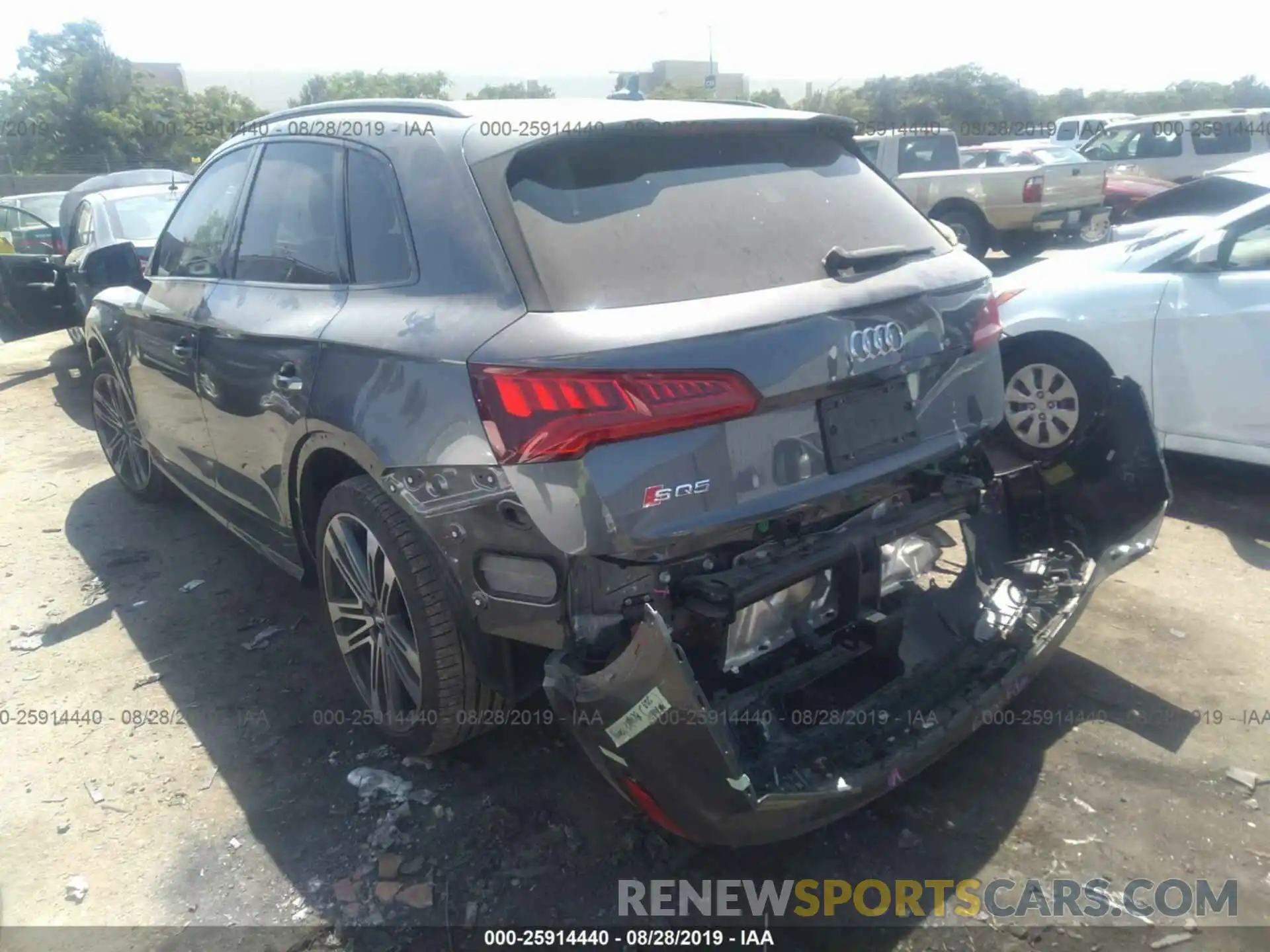 3 Photograph of a damaged car WA1B4AFY9K2065480 AUDI SQ5 2019