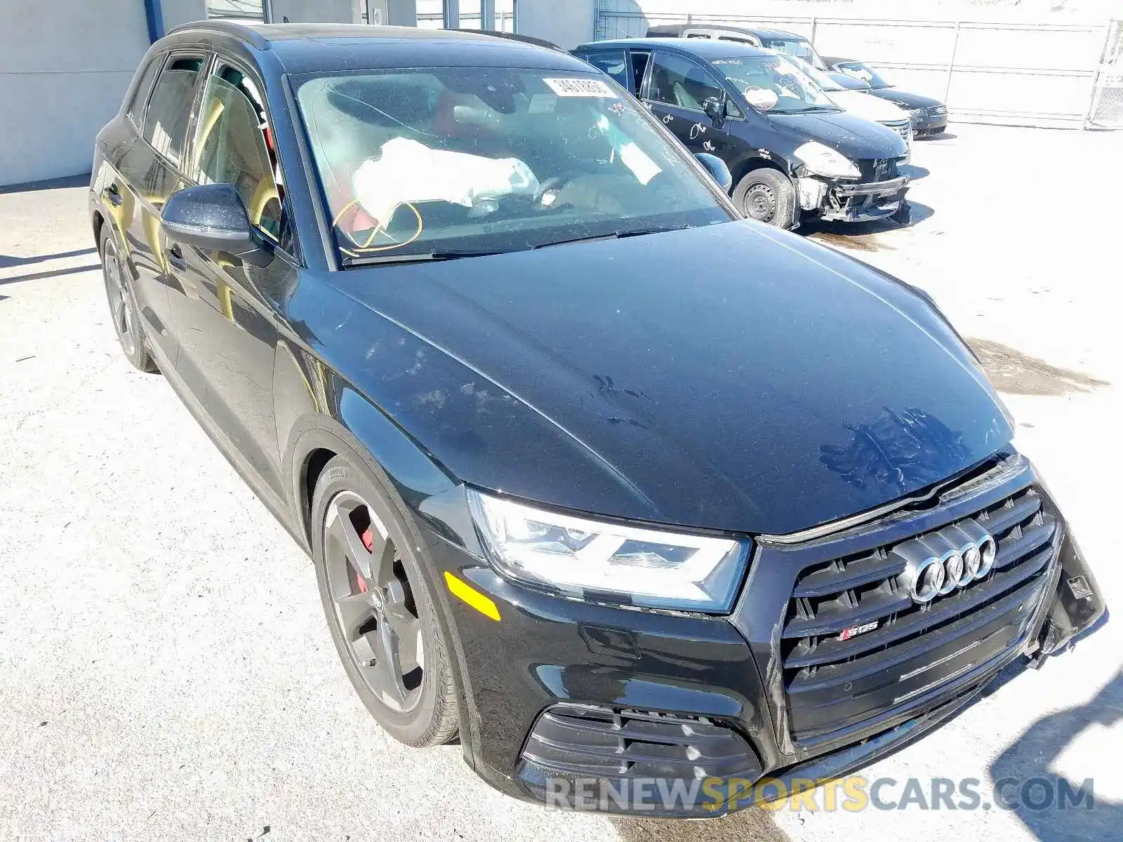 1 Photograph of a damaged car WA1B4BFY6K2096756 AUDI SQ5 2019