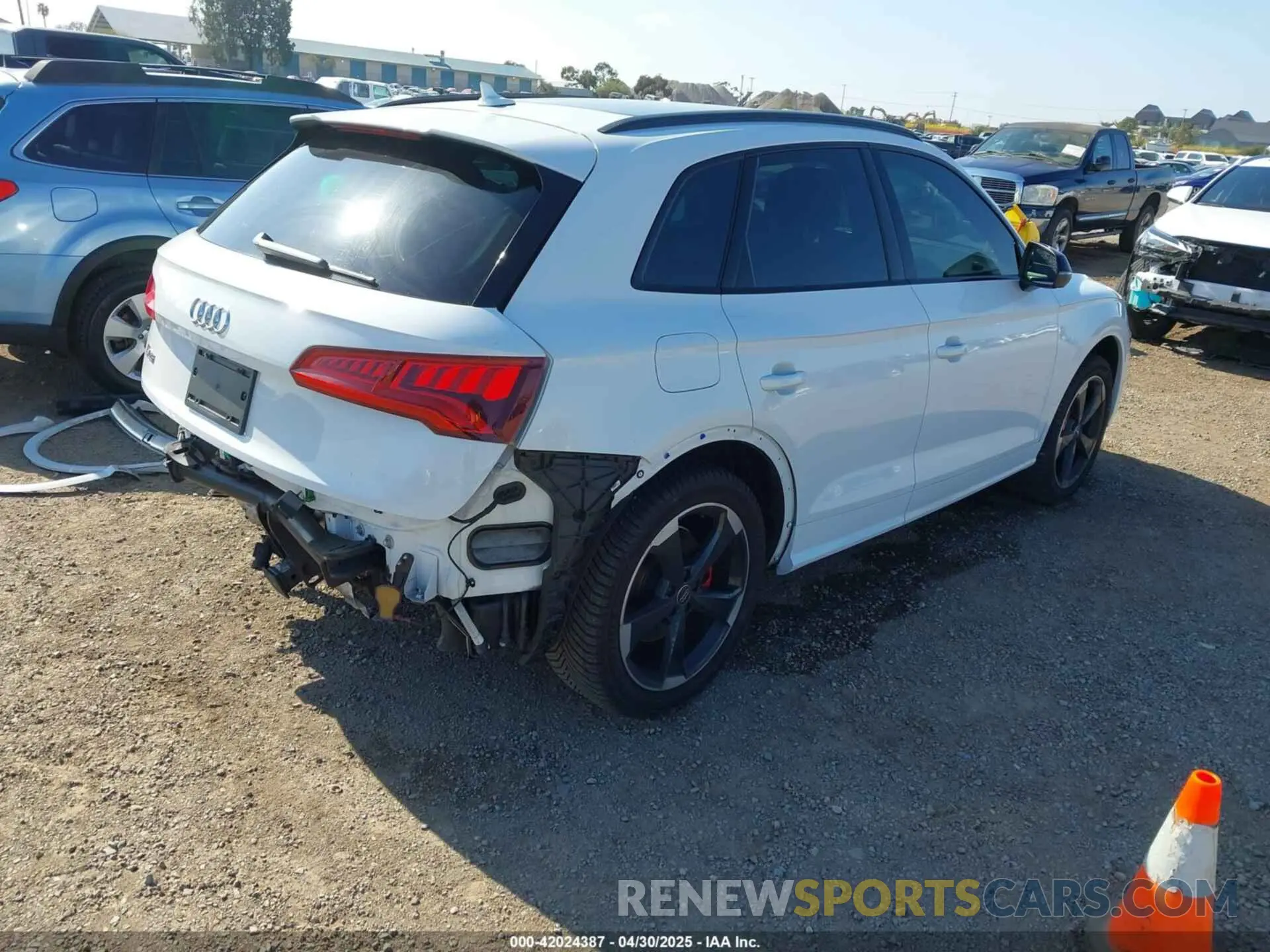 4 Photograph of a damaged car WA1C4AFY4K2131017 AUDI SQ5 2019