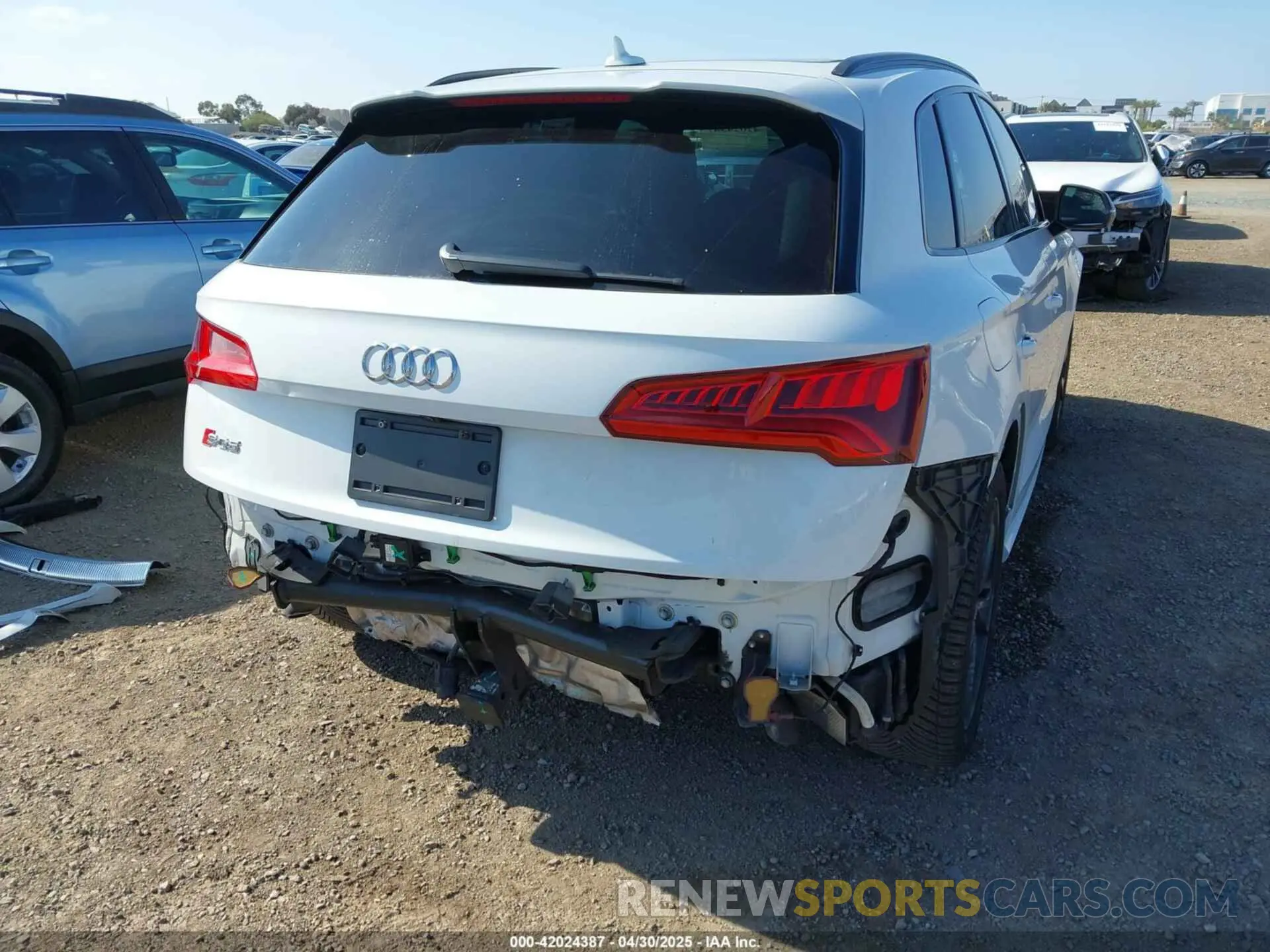 6 Photograph of a damaged car WA1C4AFY4K2131017 AUDI SQ5 2019