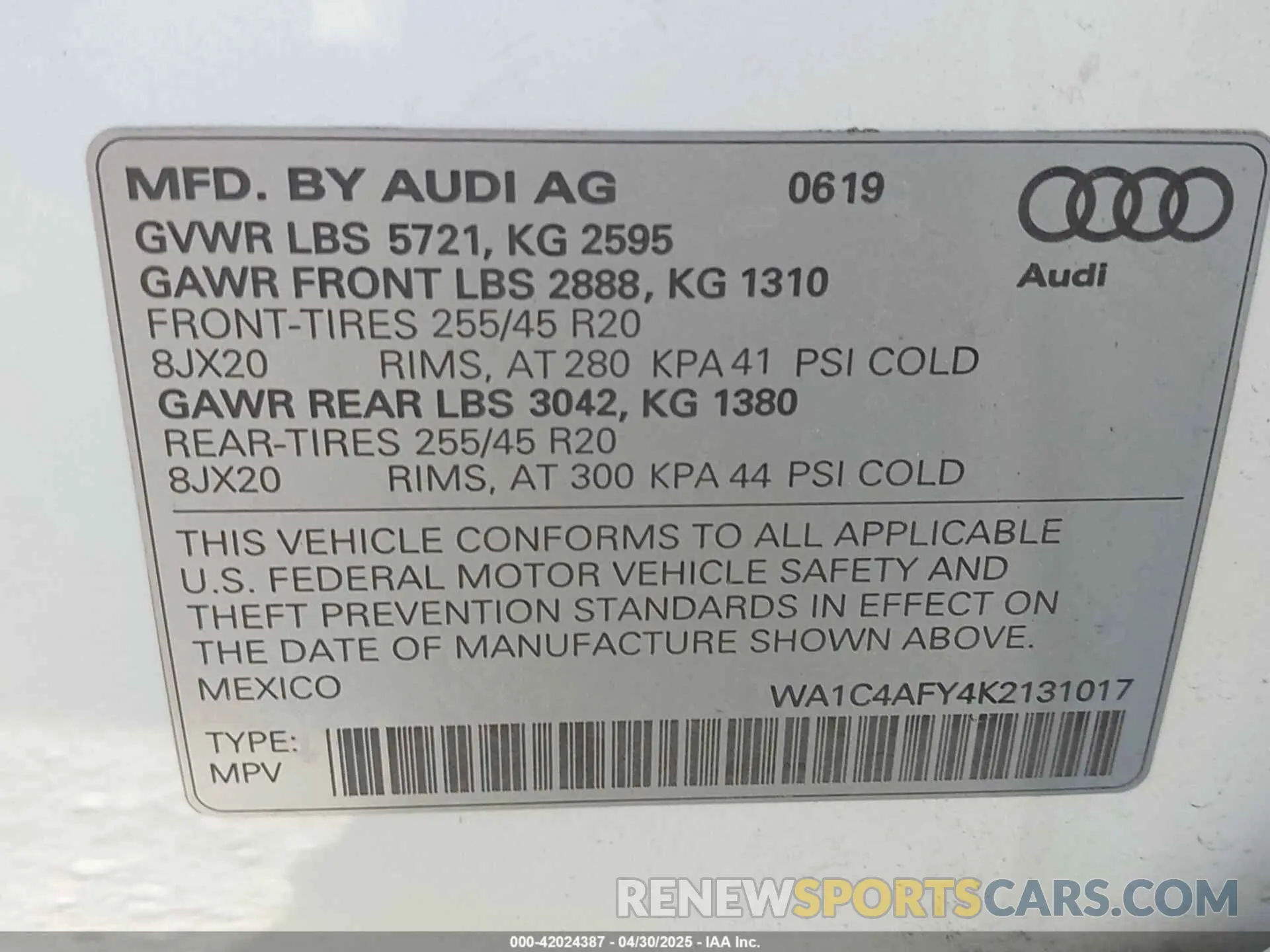 9 Photograph of a damaged car WA1C4AFY4K2131017 AUDI SQ5 2019