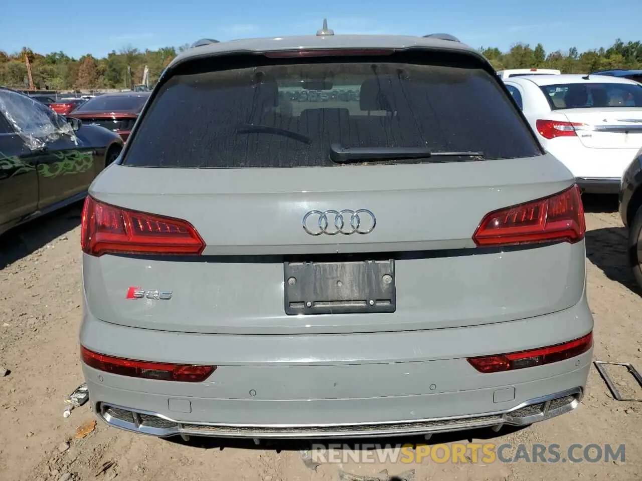 6 Photograph of a damaged car WA1C4AFY5K2002770 AUDI SQ5 2019