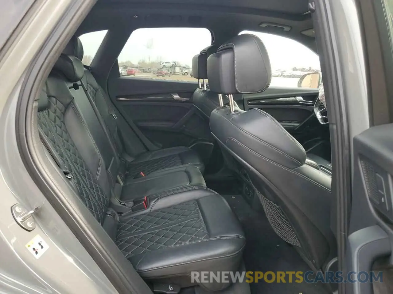 10 Photograph of a damaged car WA1C4AFY5K2039723 AUDI SQ5 2019