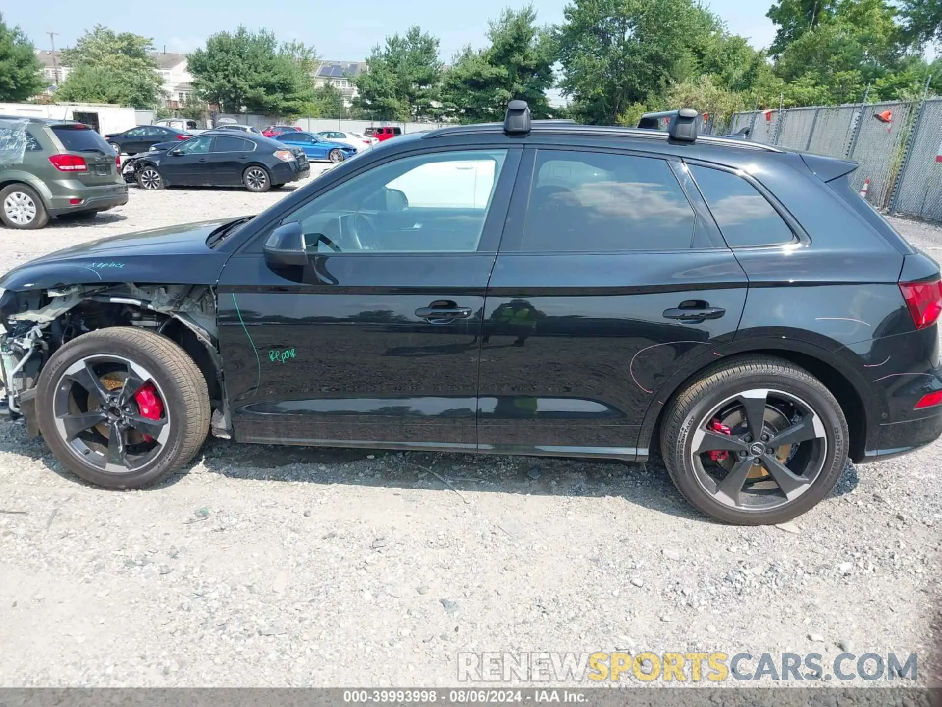 14 Photograph of a damaged car WA1C4AFY6K2004978 AUDI SQ5 2019