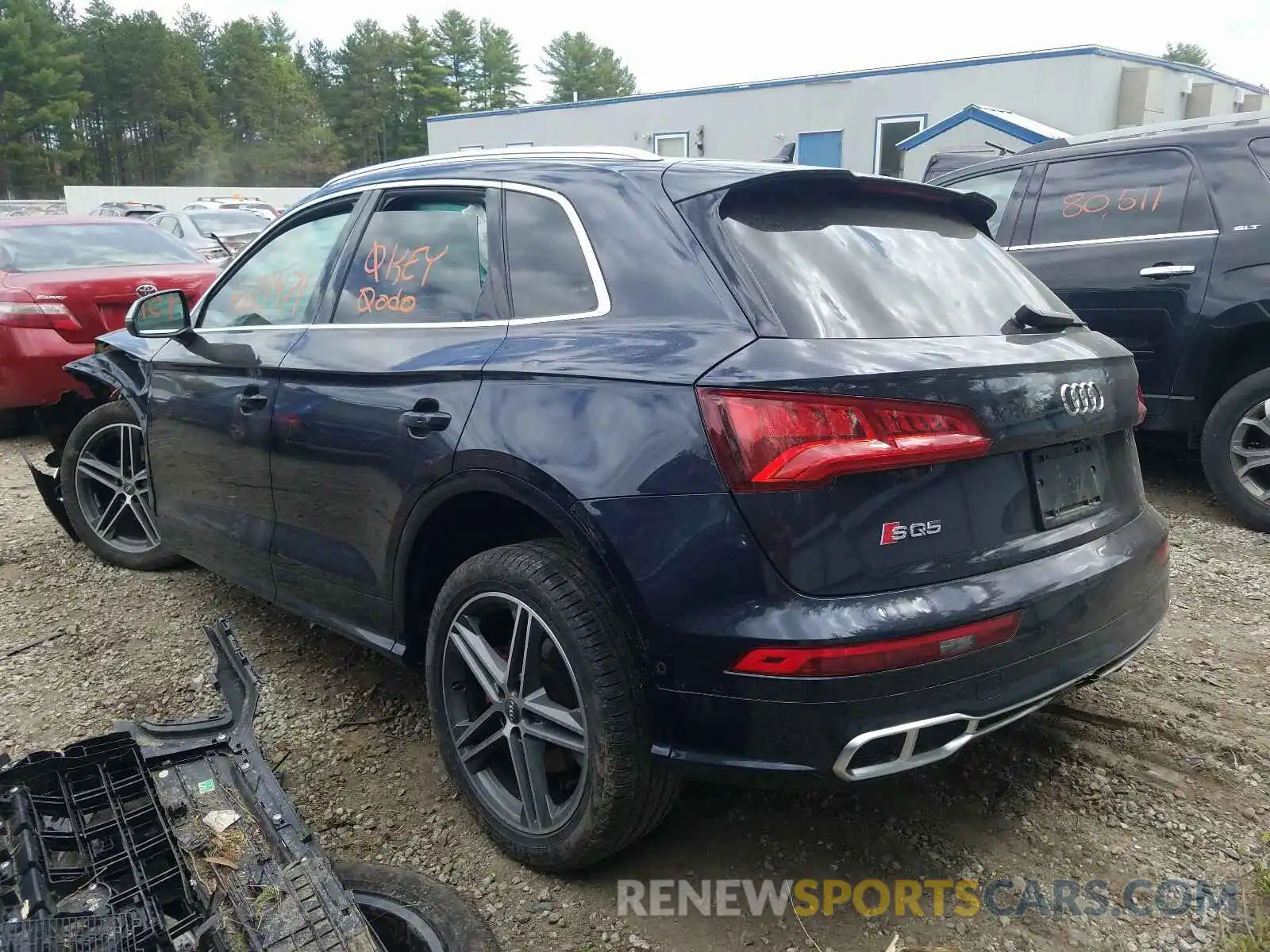 3 Photograph of a damaged car WA1C4AFY6K2044123 AUDI SQ5 2019