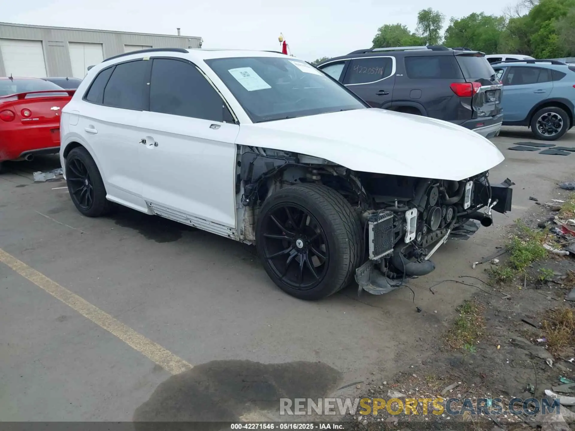 1 Photograph of a damaged car WA1C4AFY7K2015553 AUDI SQ5 2019