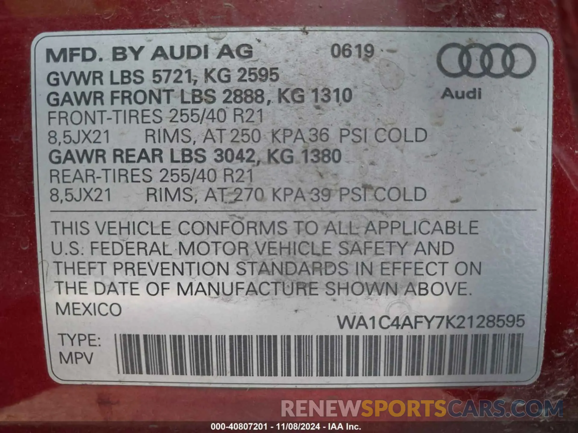 9 Photograph of a damaged car WA1C4AFY7K2128595 AUDI SQ5 2019