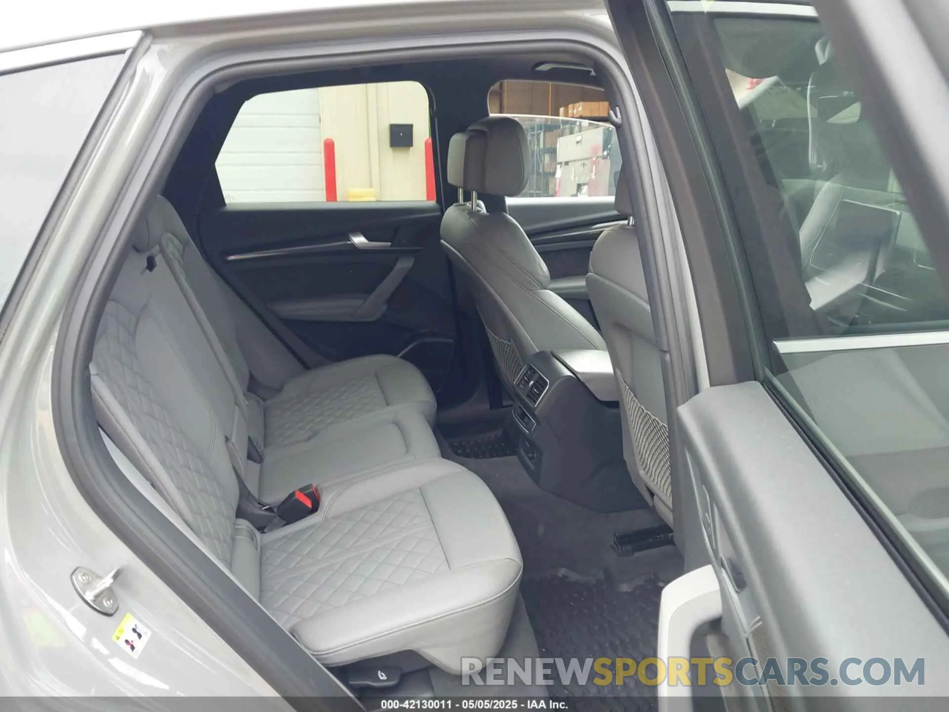 8 Photograph of a damaged car WA1C4AFY8K2012905 AUDI SQ5 2019