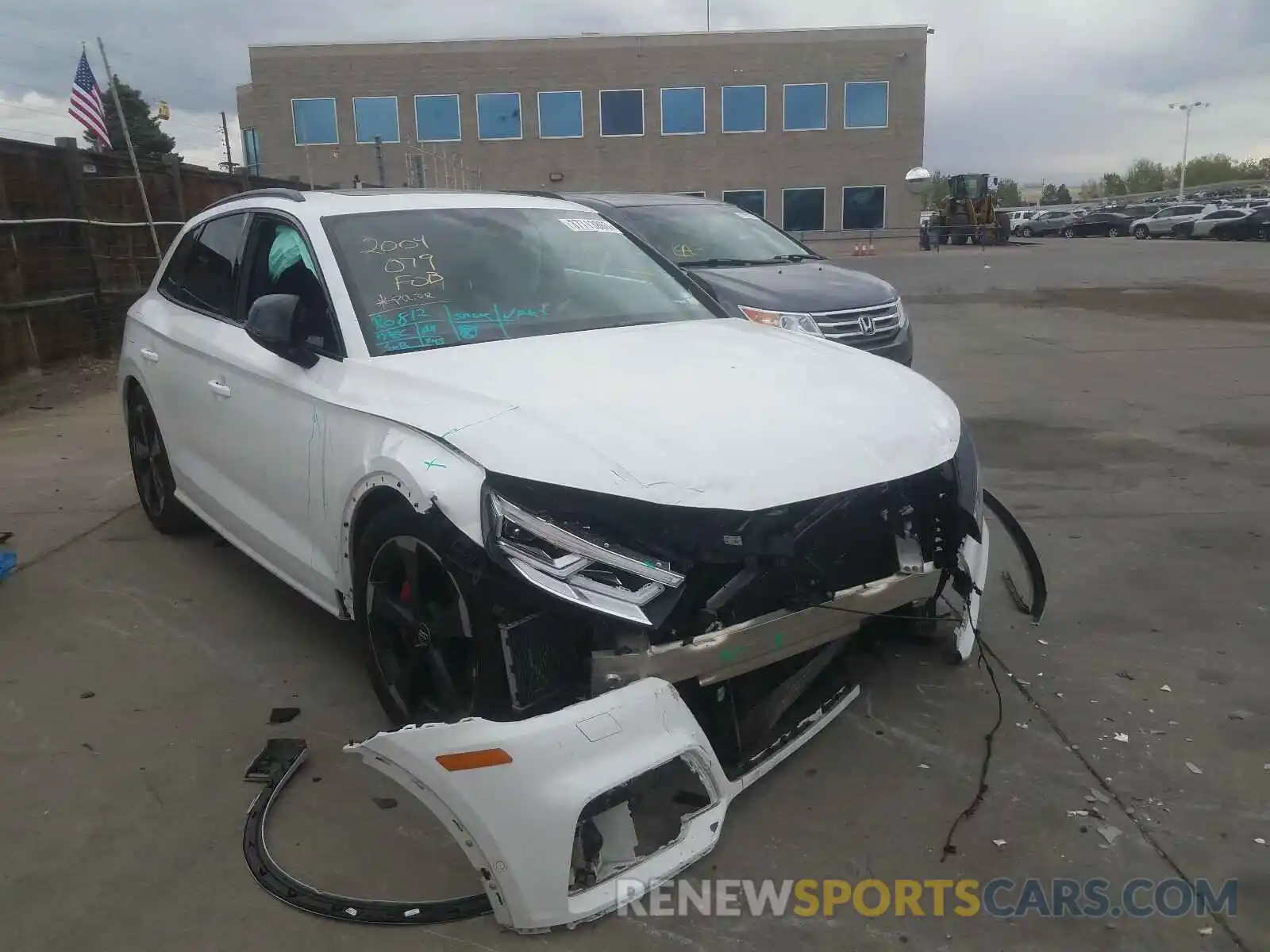 1 Photograph of a damaged car WA1C4AFY8K2041384 AUDI SQ5 2019