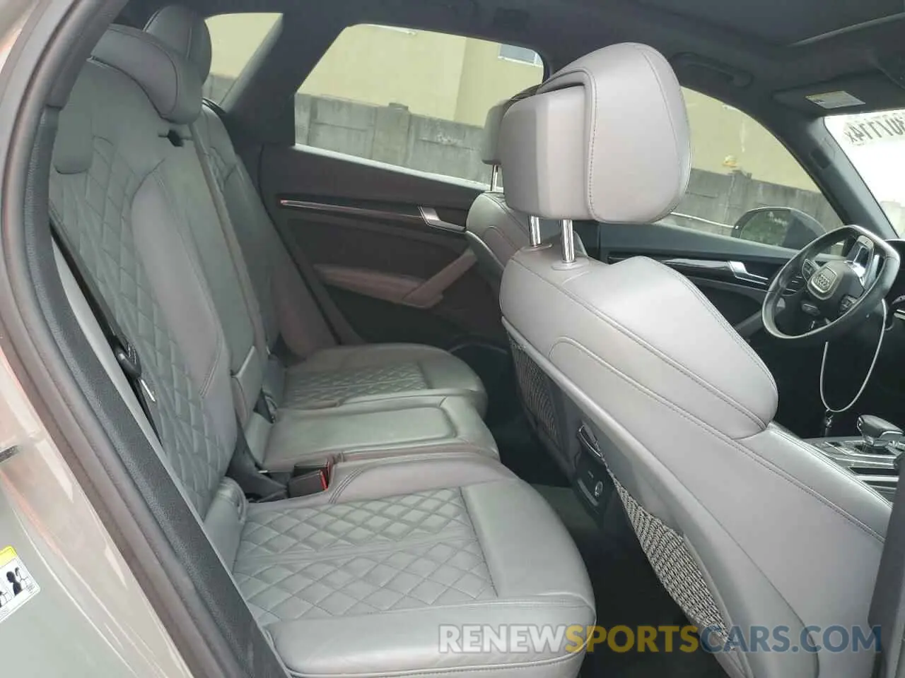 11 Photograph of a damaged car WA1C4AFY8K2059500 AUDI SQ5 2019