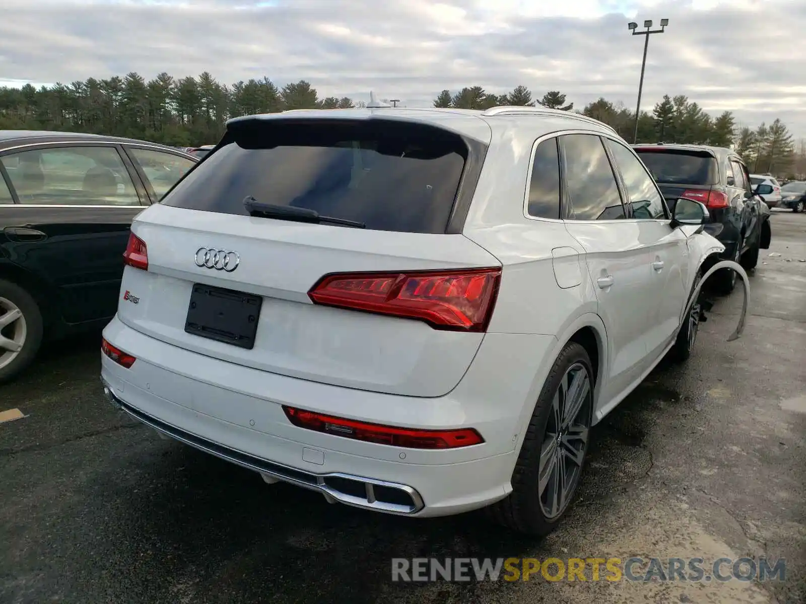 4 Photograph of a damaged car WA1C4AFY8K2072313 AUDI SQ5 2019