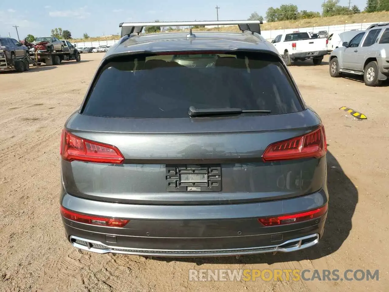 6 Photograph of a damaged car WA1A4AFY9L2001730 AUDI SQ5 2020