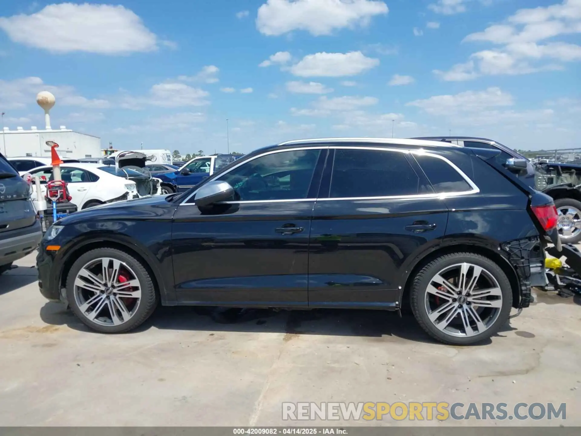 15 Photograph of a damaged car WA1B4AFY0L2059116 AUDI SQ5 2020