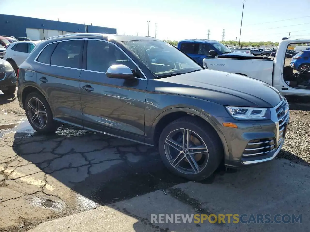 4 Photograph of a damaged car WA1B4AFY0L2123400 AUDI SQ5 2020