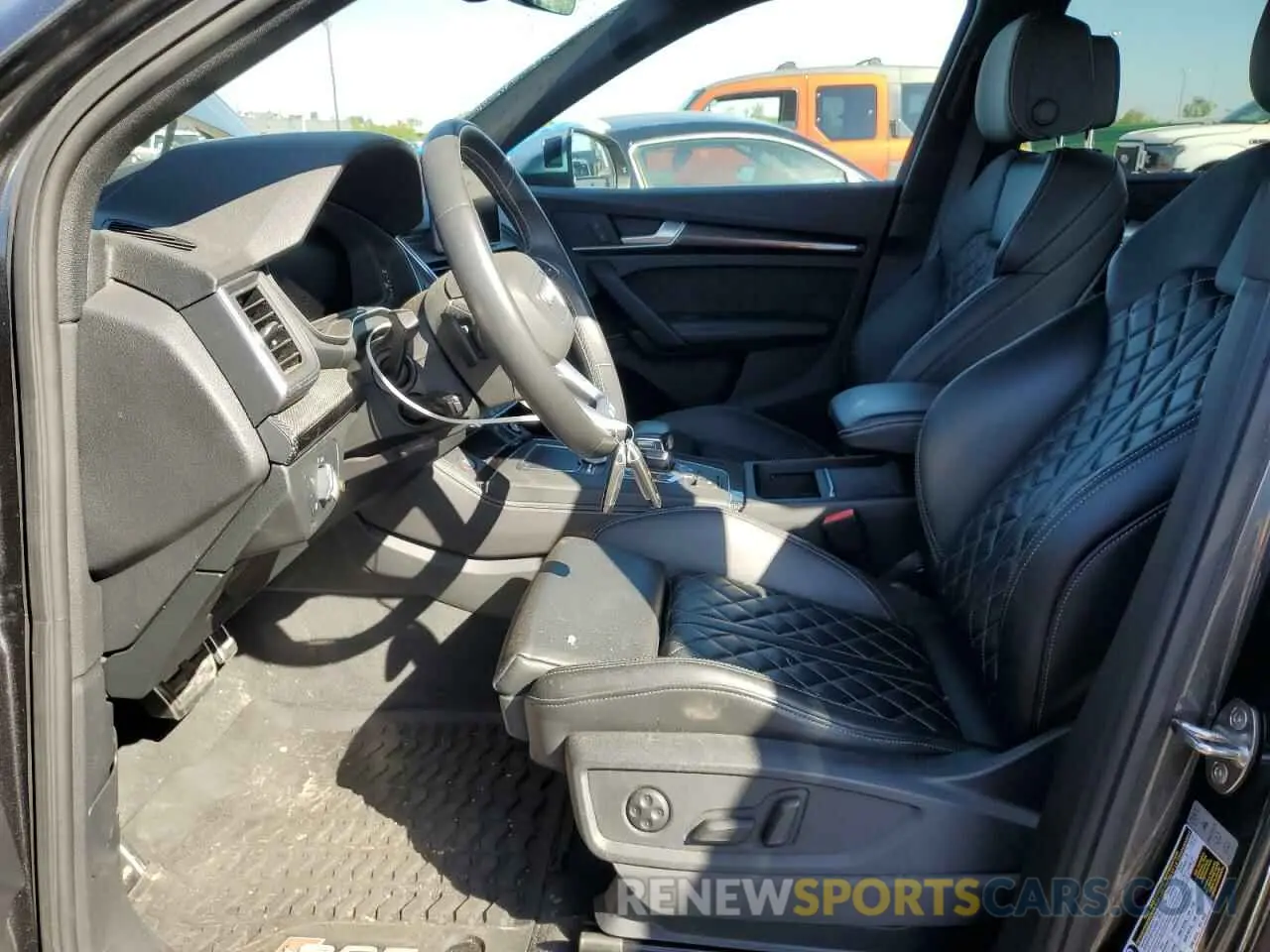 7 Photograph of a damaged car WA1B4AFY0L2123400 AUDI SQ5 2020