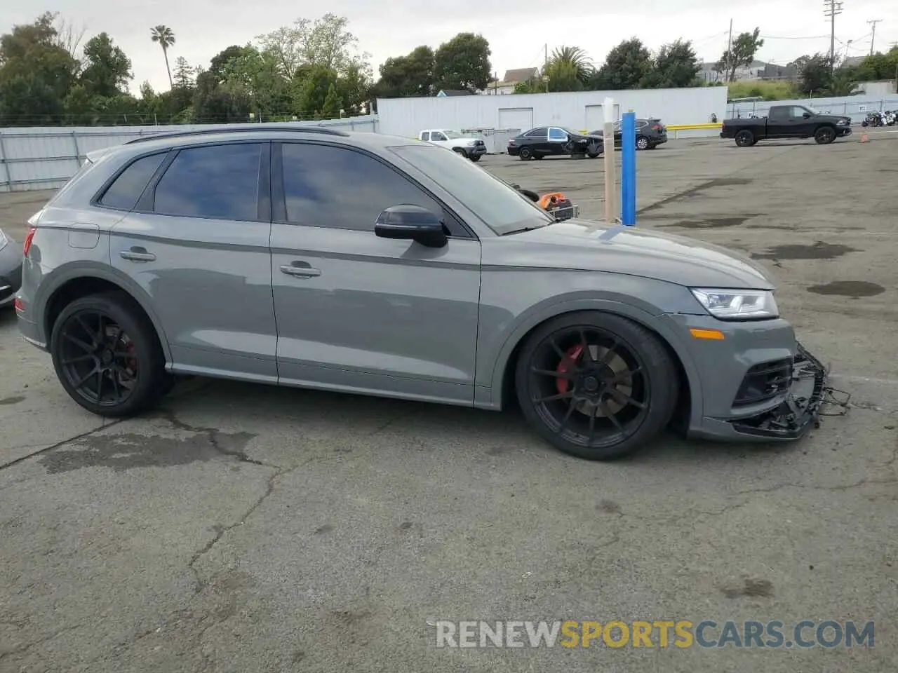 4 Photograph of a damaged car WA1B4AFY4L2013451 AUDI SQ5 2020