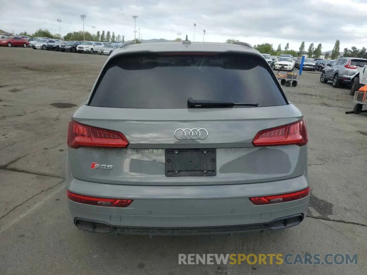 6 Photograph of a damaged car WA1B4AFY4L2013451 AUDI SQ5 2020