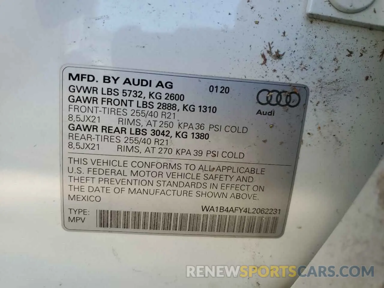 14 Photograph of a damaged car WA1B4AFY4L2062231 AUDI SQ5 2020