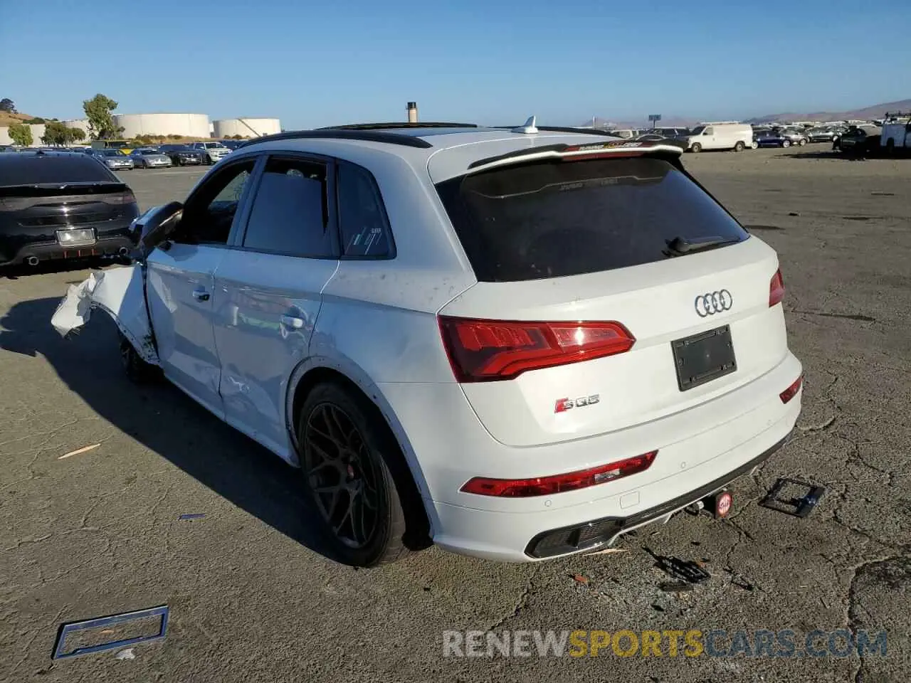 2 Photograph of a damaged car WA1B4AFY4L2062231 AUDI SQ5 2020