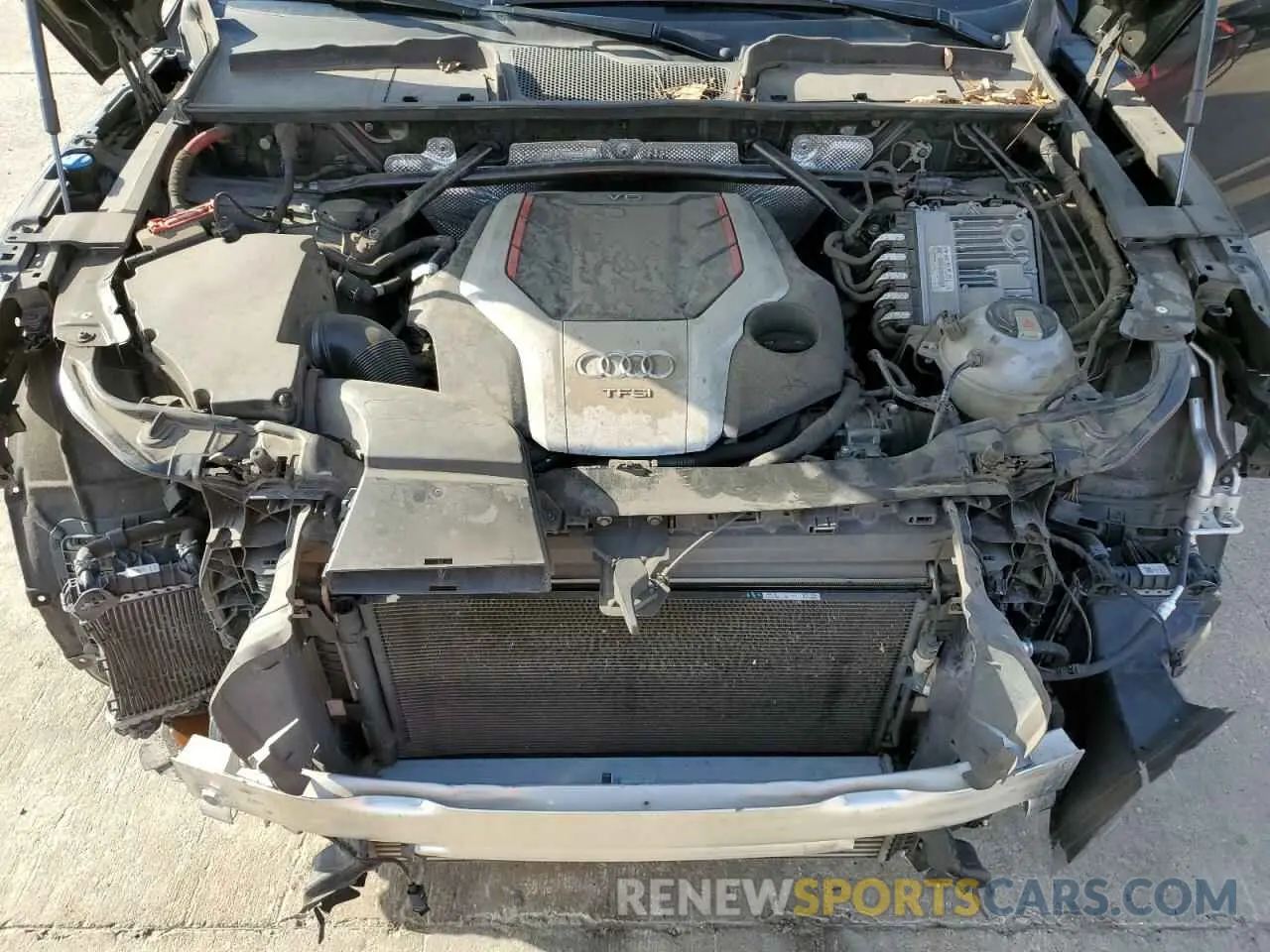 11 Photograph of a damaged car WA1B4AFY4L2081717 AUDI SQ5 2020