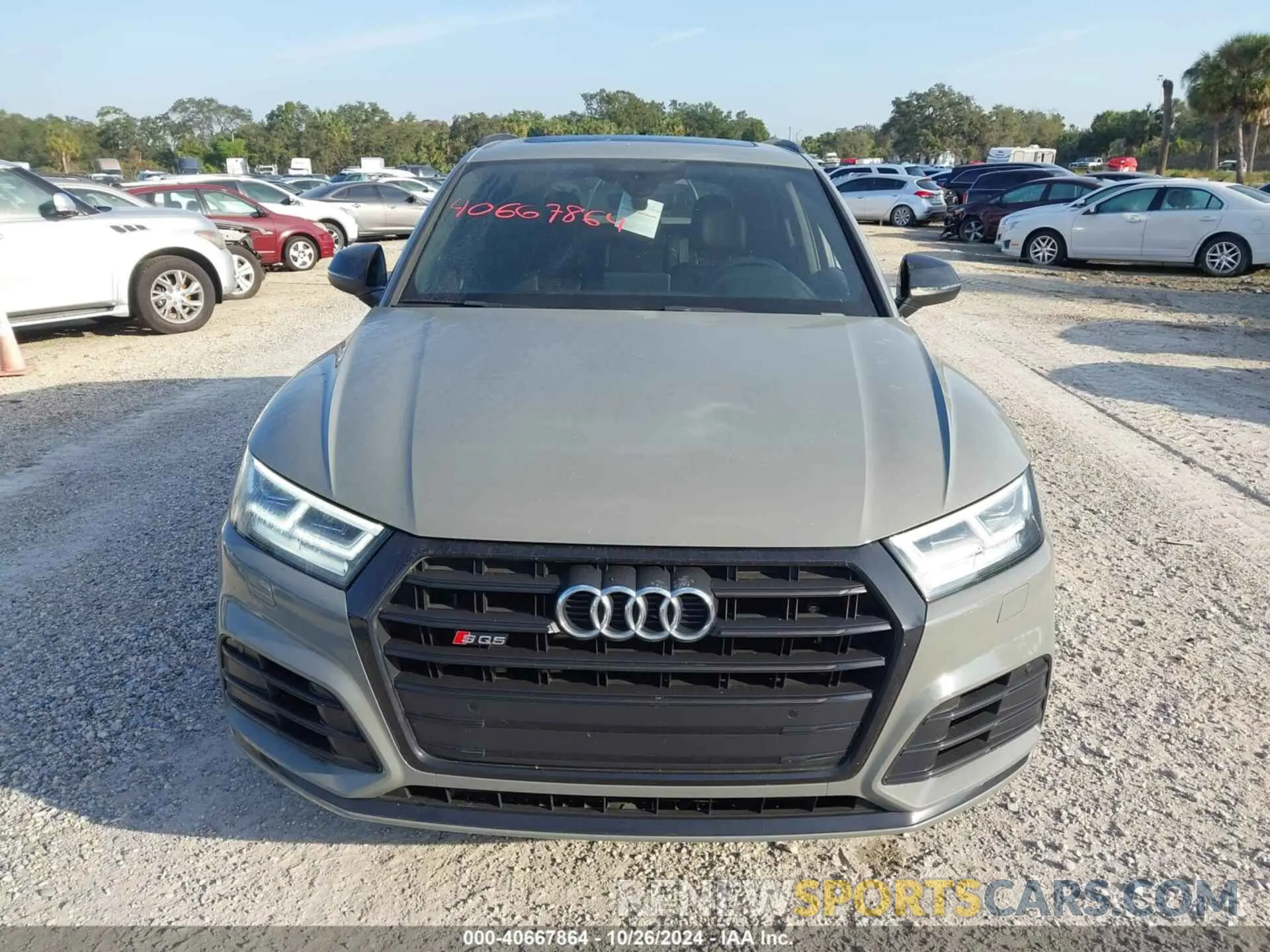 13 Photograph of a damaged car WA1B4AFY6L2019719 AUDI SQ5 2020