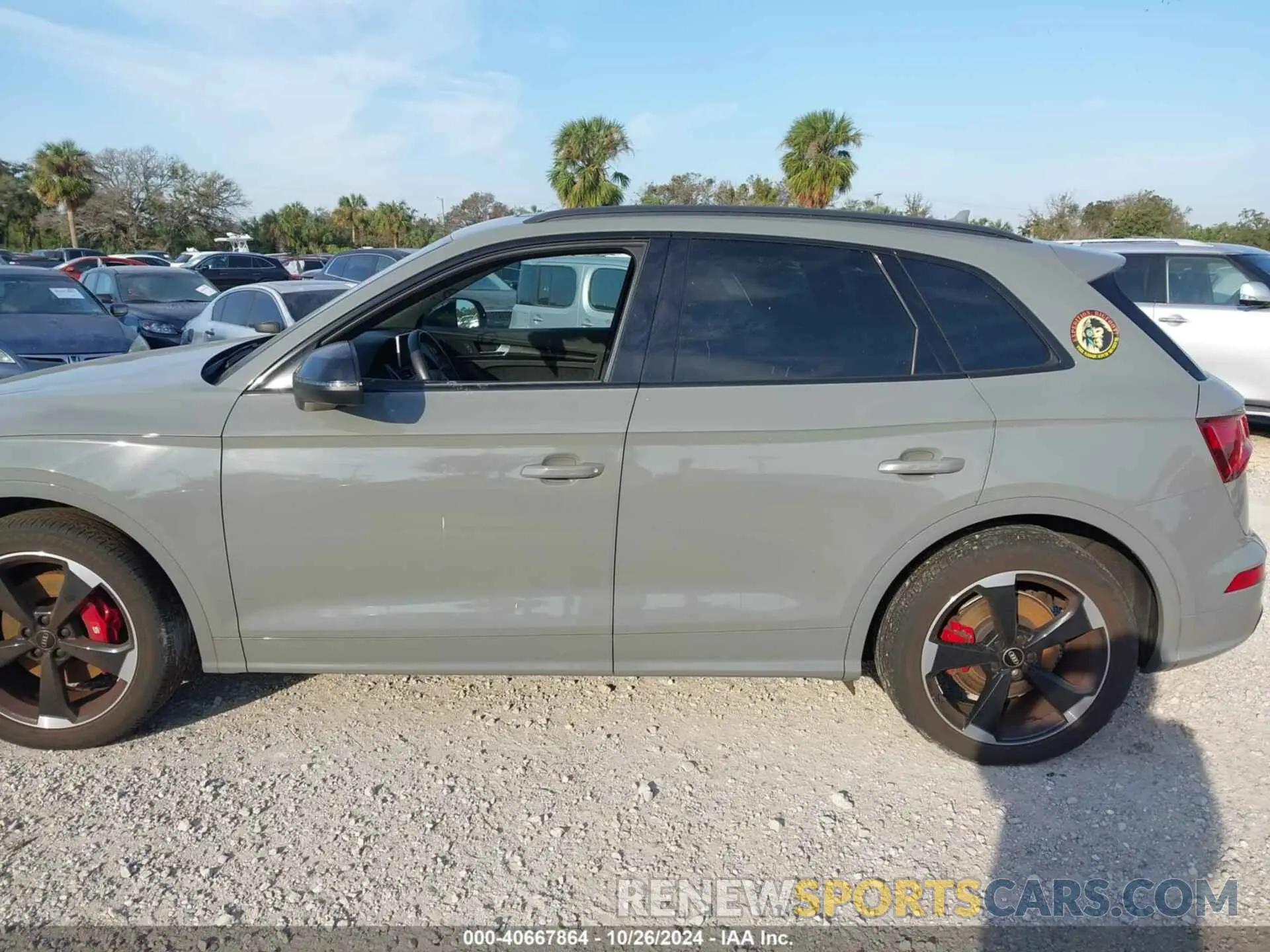 15 Photograph of a damaged car WA1B4AFY6L2019719 AUDI SQ5 2020