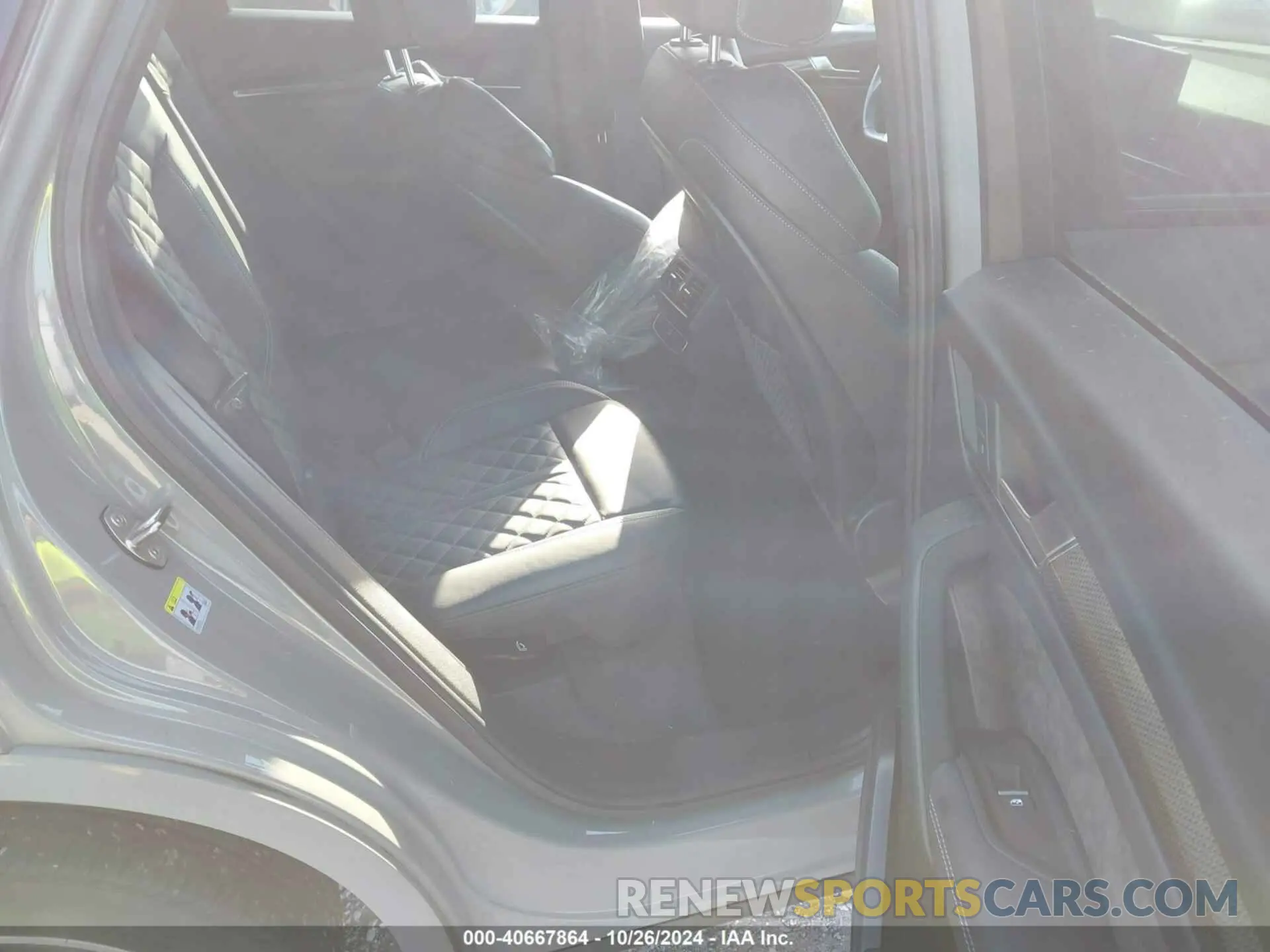 8 Photograph of a damaged car WA1B4AFY6L2019719 AUDI SQ5 2020