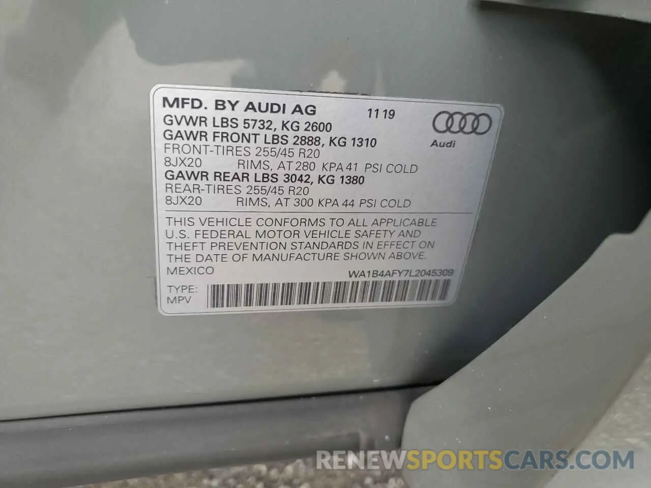 13 Photograph of a damaged car WA1B4AFY7L2045309 AUDI SQ5 2020
