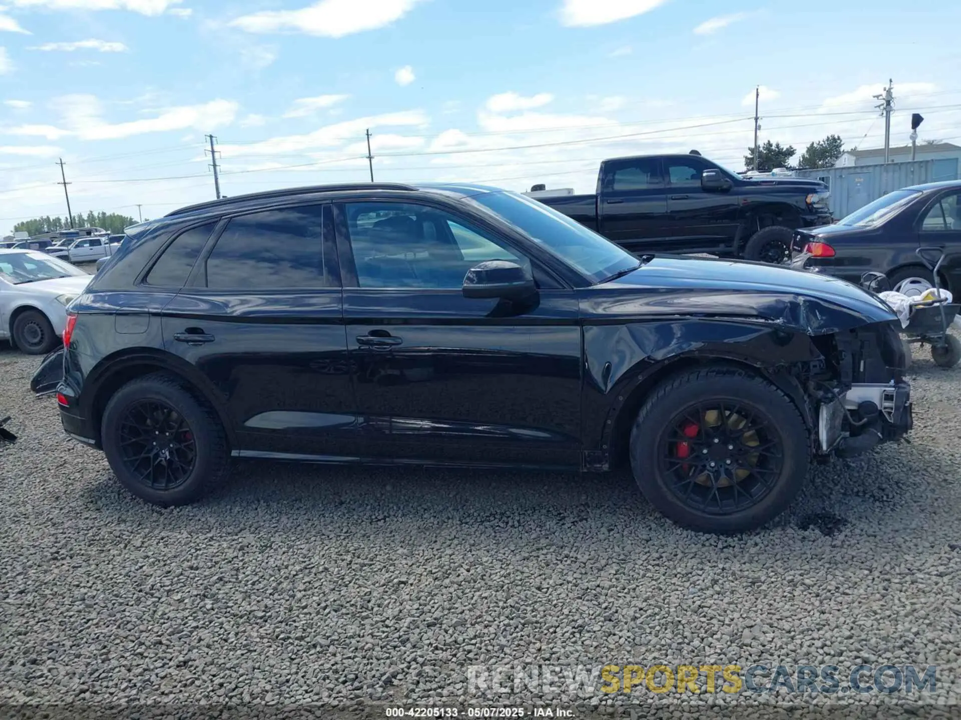 14 Photograph of a damaged car WA1B4AFY8L2040006 AUDI SQ5 2020