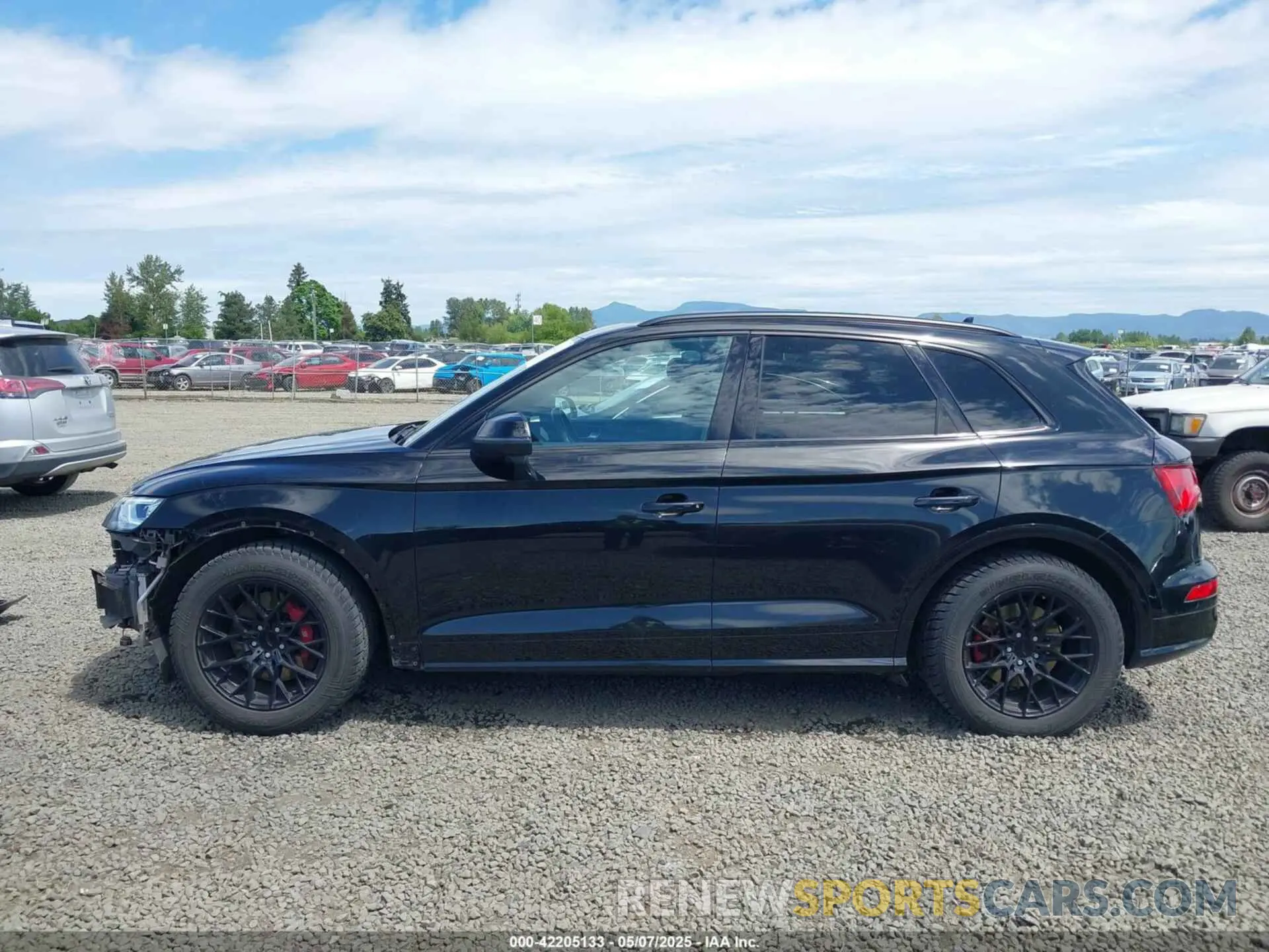 15 Photograph of a damaged car WA1B4AFY8L2040006 AUDI SQ5 2020