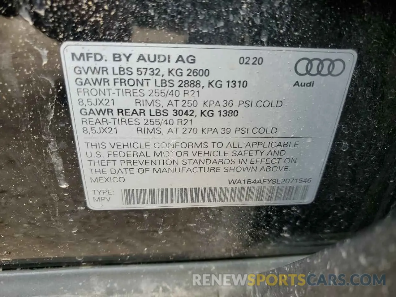 14 Photograph of a damaged car WA1B4AFY8L2071546 AUDI SQ5 2020