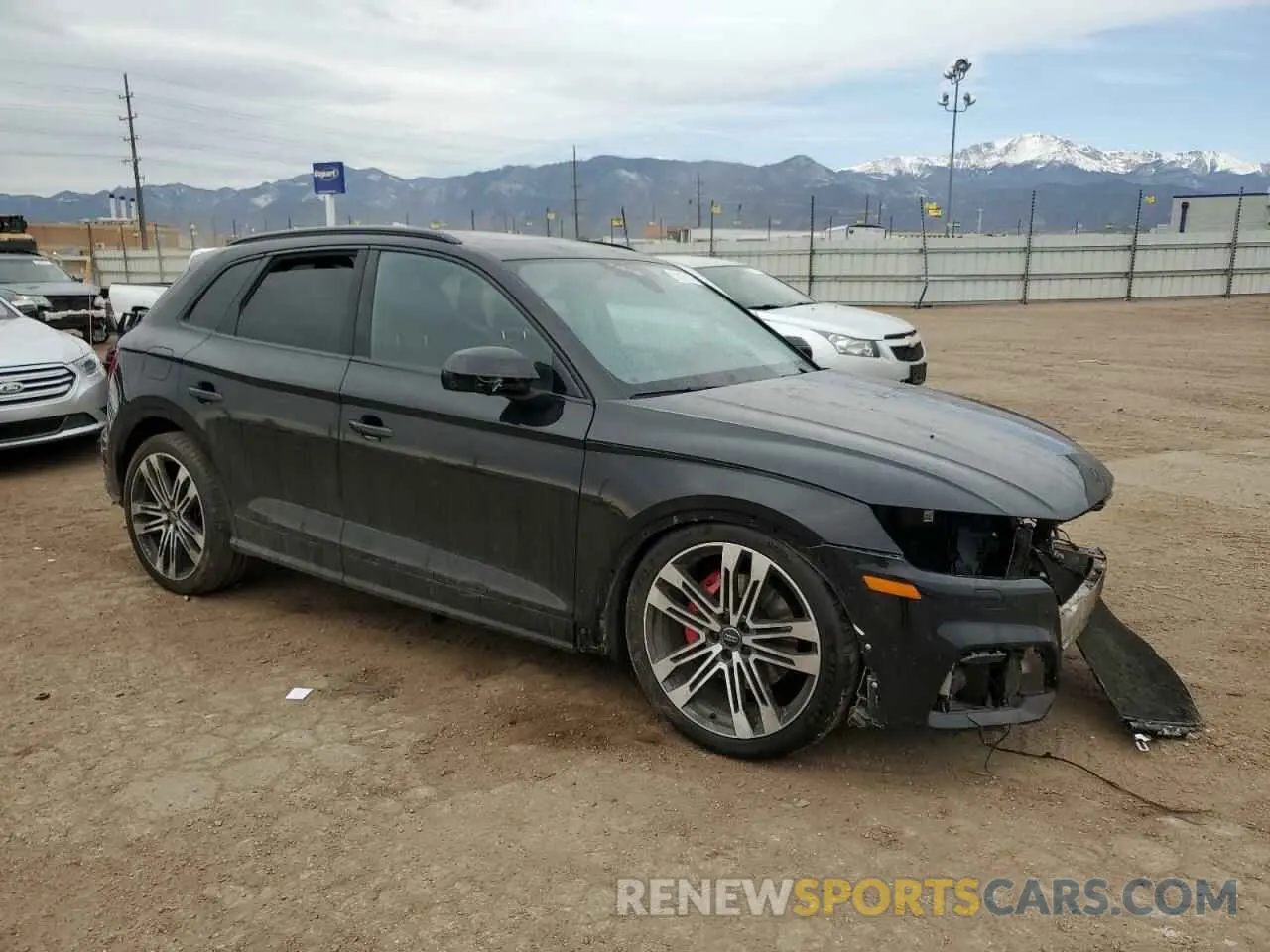 4 Photograph of a damaged car WA1B4AFY8L2071546 AUDI SQ5 2020