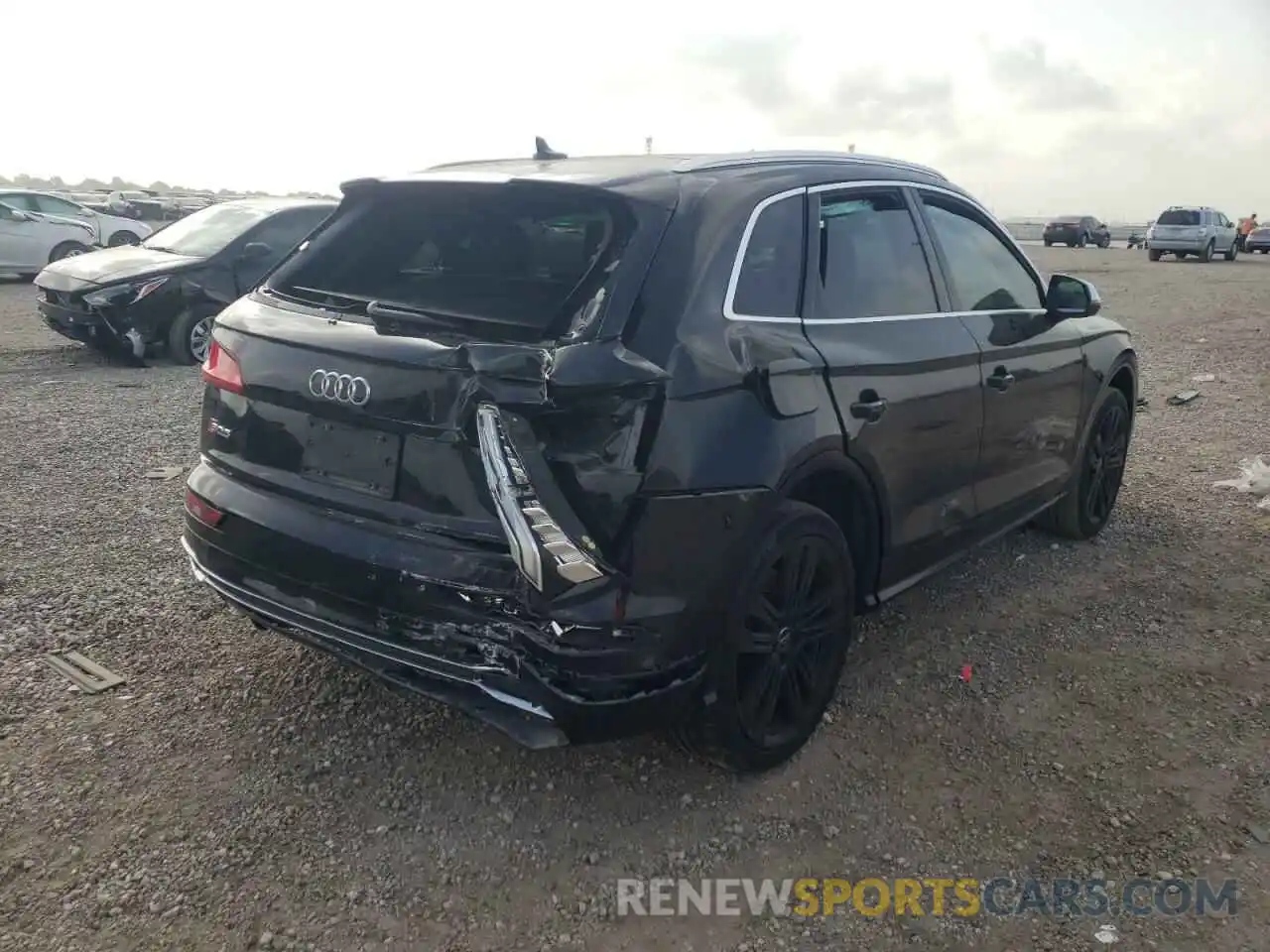 4 Photograph of a damaged car WA1B4AFY9L2037969 AUDI SQ5 2020