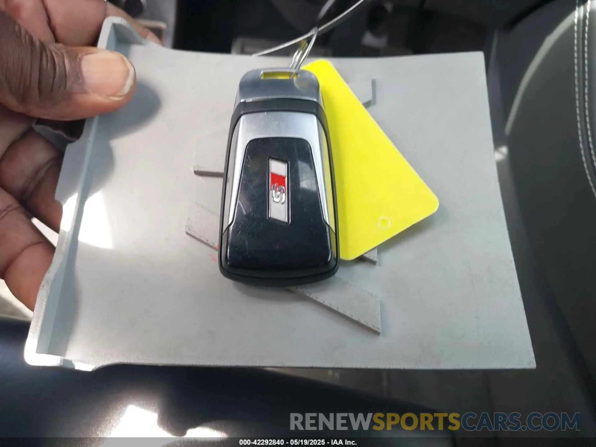 11 Photograph of a damaged car WA1B4AFY9L2041309 AUDI SQ5 2020