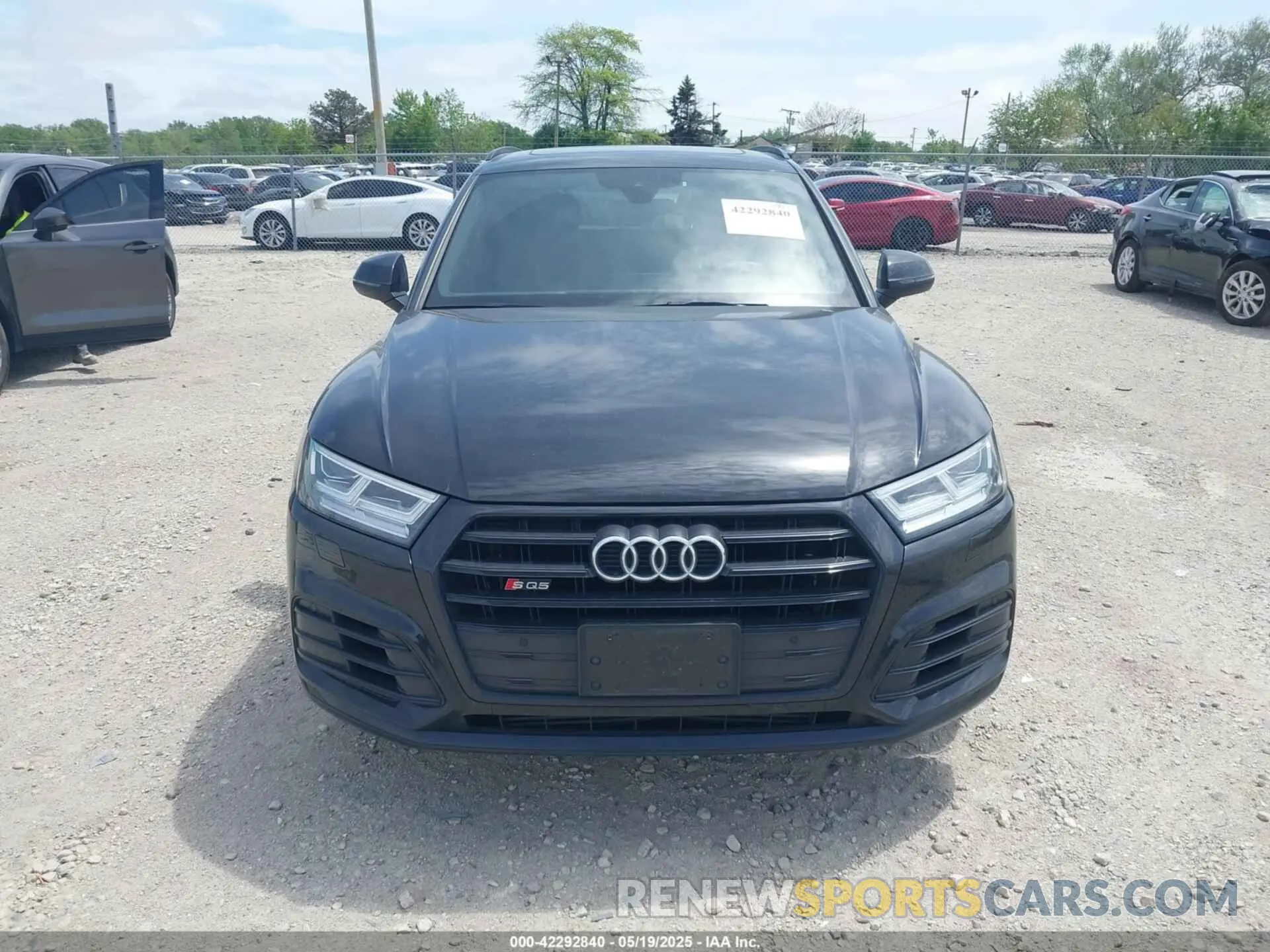 12 Photograph of a damaged car WA1B4AFY9L2041309 AUDI SQ5 2020