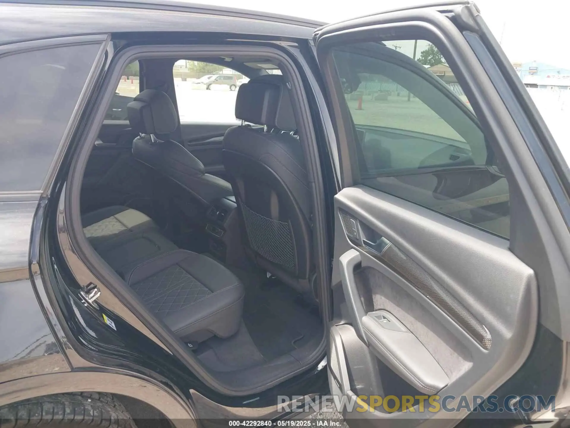 8 Photograph of a damaged car WA1B4AFY9L2041309 AUDI SQ5 2020