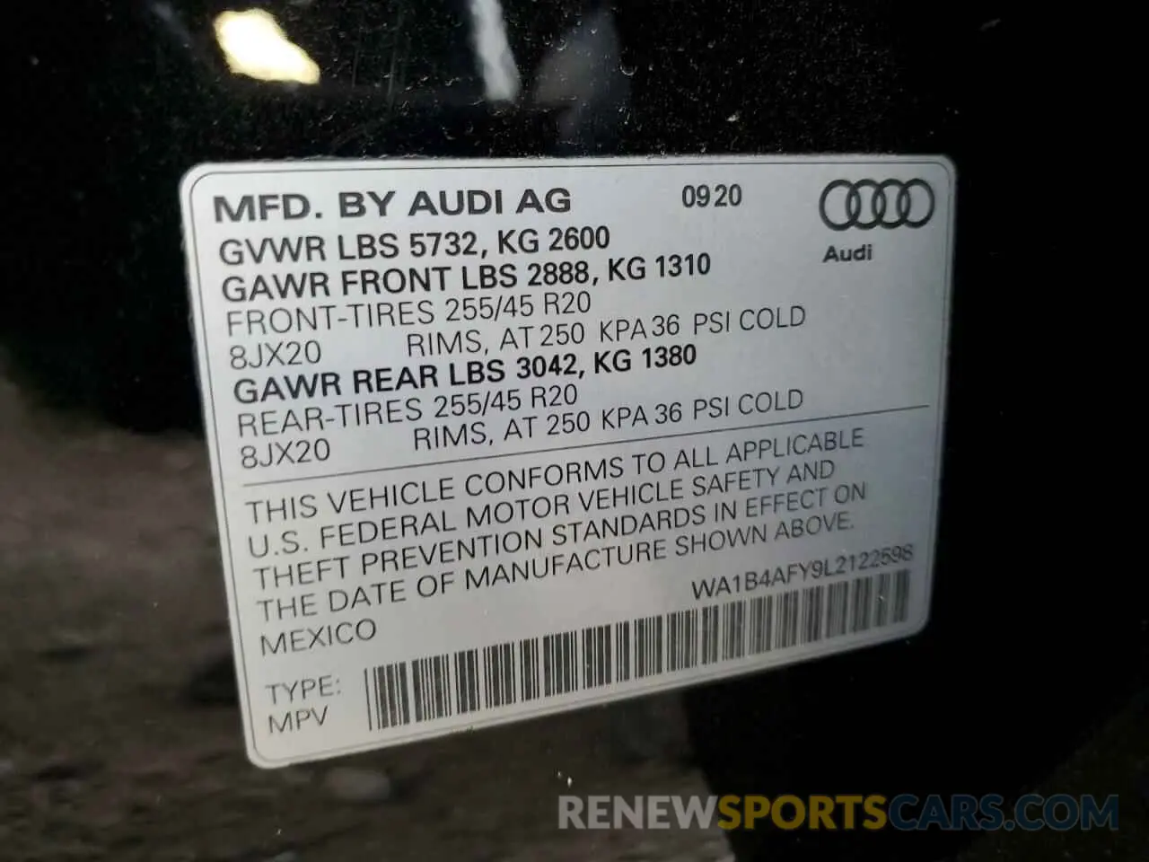 13 Photograph of a damaged car WA1B4AFY9L2122598 AUDI SQ5 2020