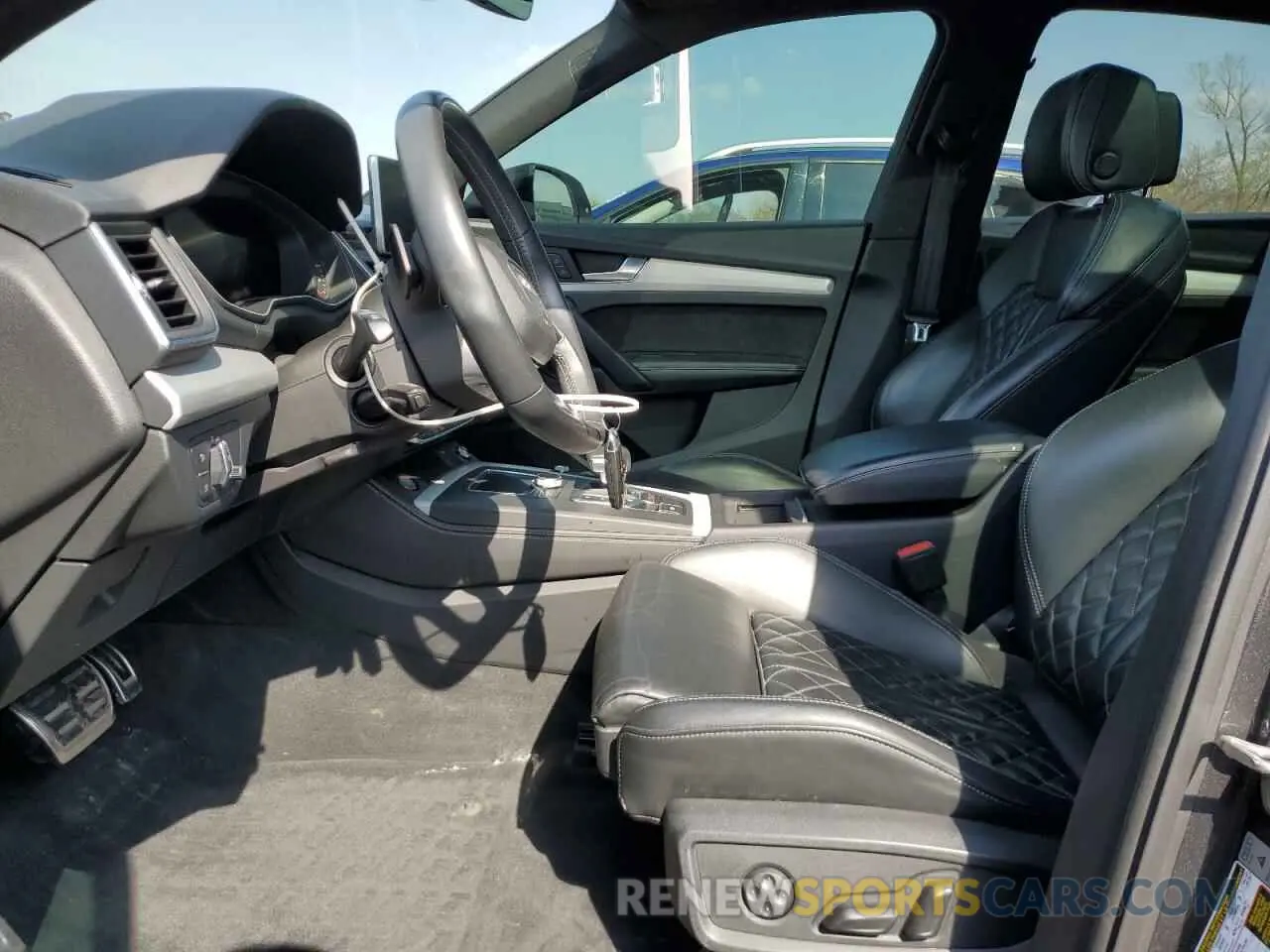 7 Photograph of a damaged car WA1B4AFYXL2015186 AUDI SQ5 2020