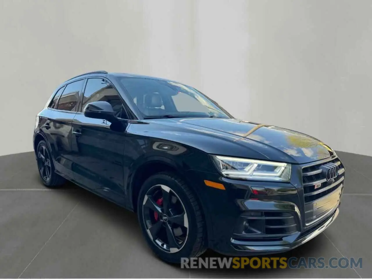 1 Photograph of a damaged car WA1C4AFY1L2037176 AUDI SQ5 2020