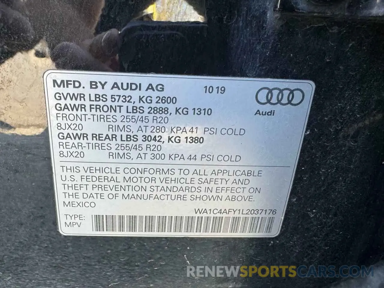 10 Photograph of a damaged car WA1C4AFY1L2037176 AUDI SQ5 2020