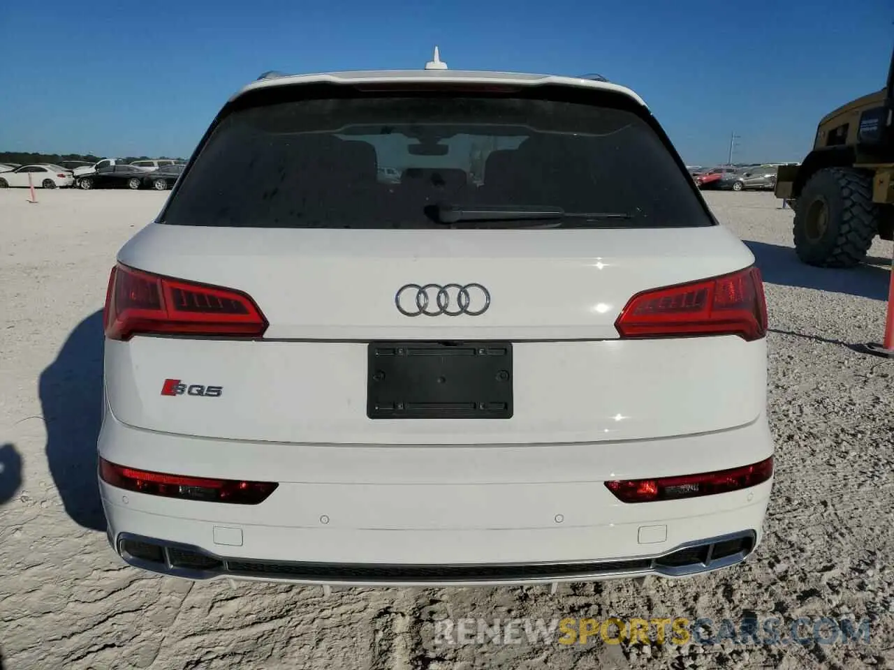 6 Photograph of a damaged car WA1C4AFY3L2095225 AUDI SQ5 2020