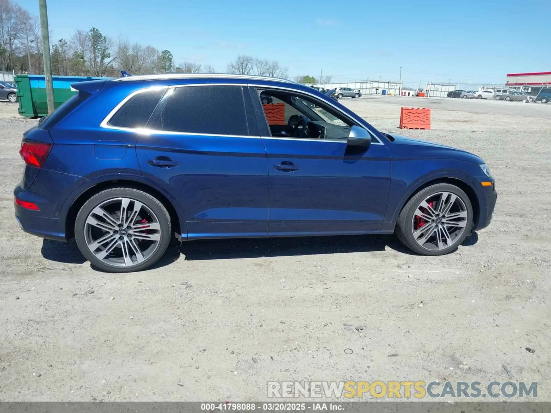 13 Photograph of a damaged car WA1C4AFY6L2020342 AUDI SQ5 2020
