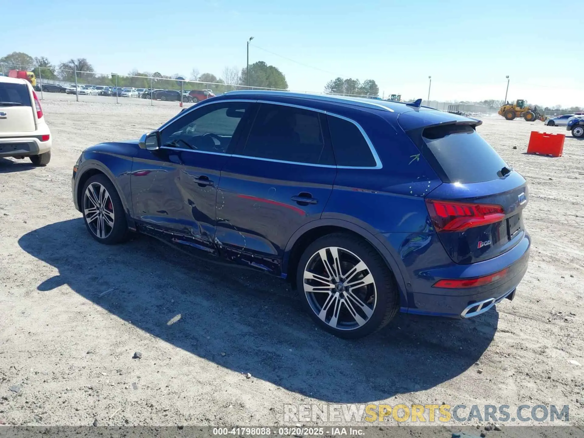 3 Photograph of a damaged car WA1C4AFY6L2020342 AUDI SQ5 2020