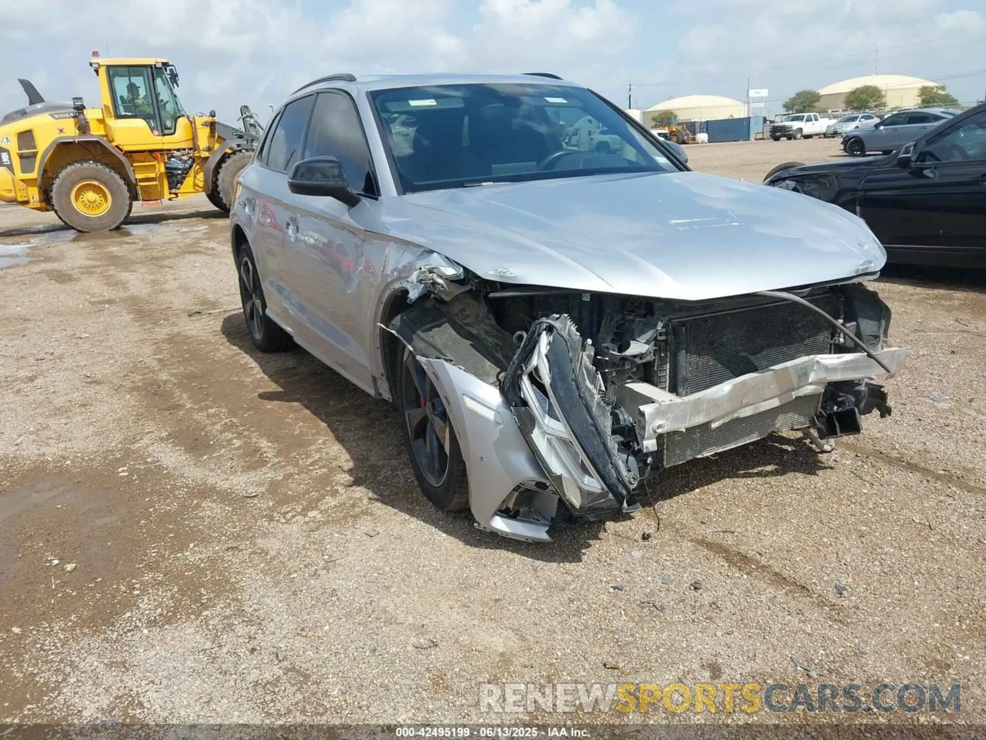 1 Photograph of a damaged car WA1C4AFYXL2122274 AUDI SQ5 2020