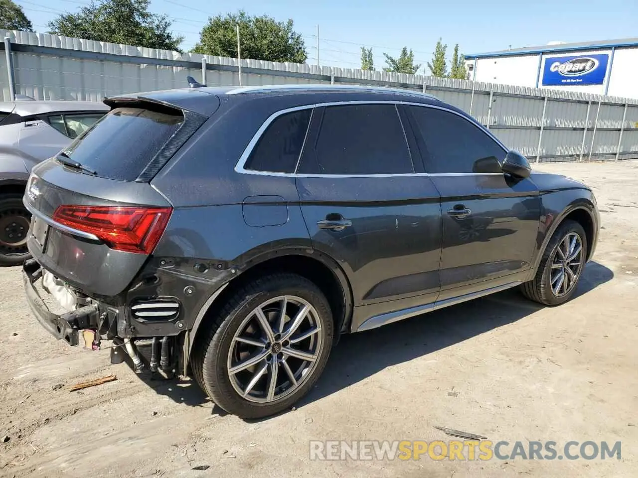 3 Photograph of a damaged car WA1B4AFY0M2026456 AUDI SQ5 2021