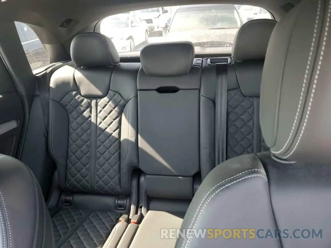 10 Photograph of a damaged car WA1B4AFY1M2035067 AUDI SQ5 2021