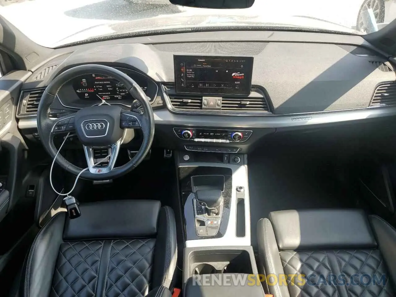 8 Photograph of a damaged car WA1B4AFY1M2035067 AUDI SQ5 2021