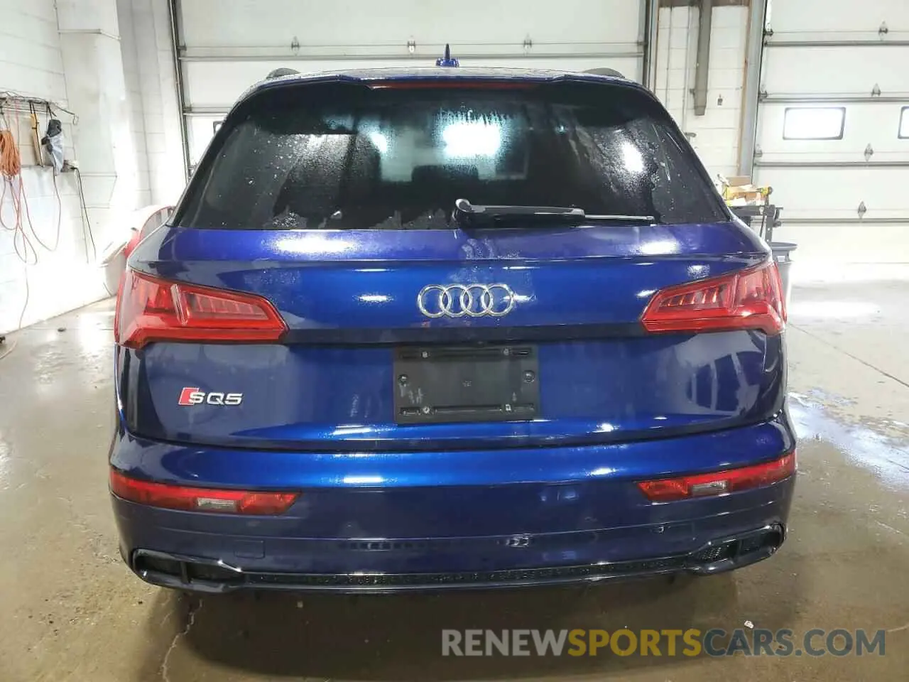 6 Photograph of a damaged car WA1B4AFY2L2013612 AUDI SQ5 2021