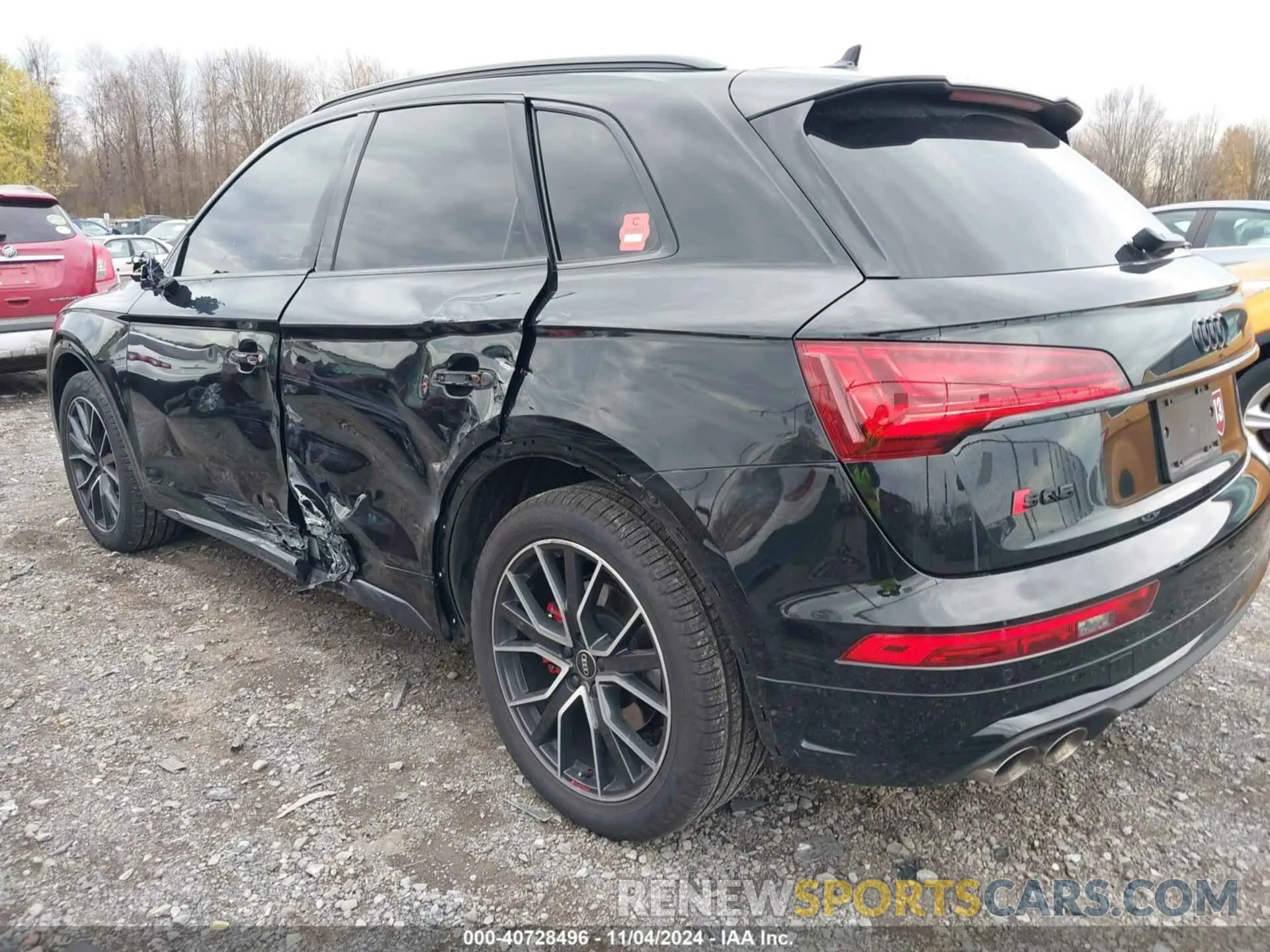 3 Photograph of a damaged car WA1B4AFY2M2096640 AUDI SQ5 2021